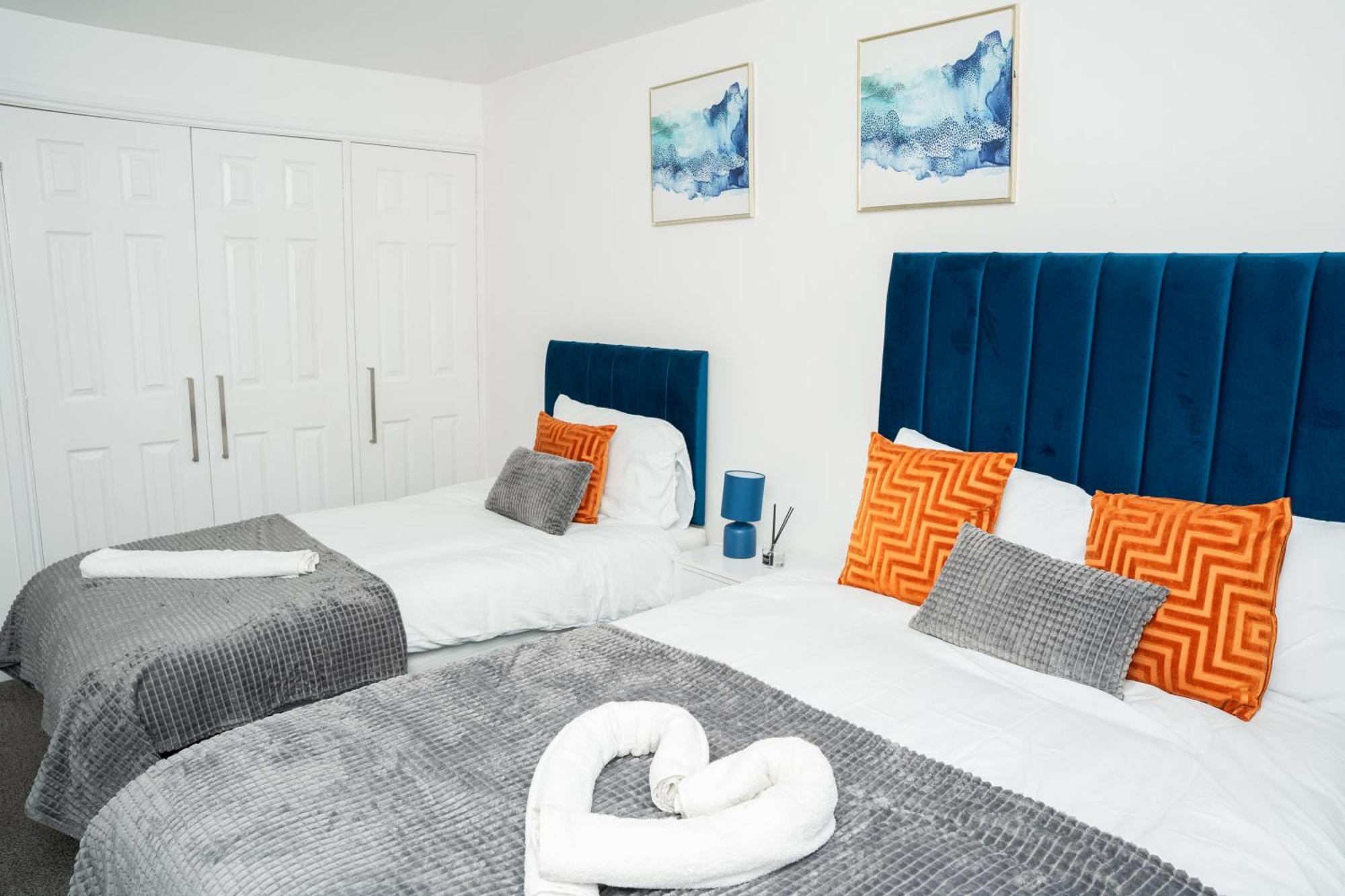 Stylish 3 Bed House With Free Parking Villa Leeds  Exterior photo